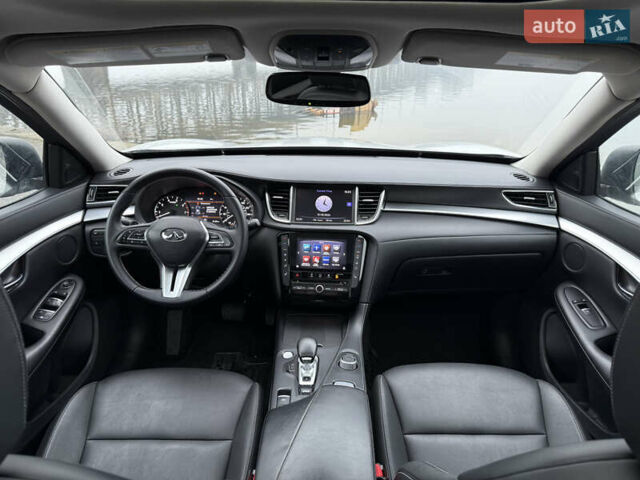 Серый Инфинити QX50, объемом двигателя 1.99 л и пробегом 125 тыс. км за 21999 $, фото 10 на Automoto.ua