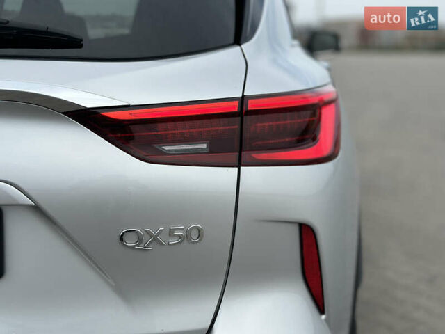 Серый Инфинити QX50, объемом двигателя 2 л и пробегом 67 тыс. км за 22700 $, фото 16 на Automoto.ua