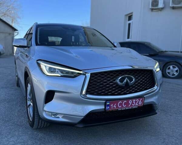 Сірий Інфініті QX50, об'ємом двигуна 2 л та пробігом 220 тис. км за 19999 $, фото 14 на Automoto.ua