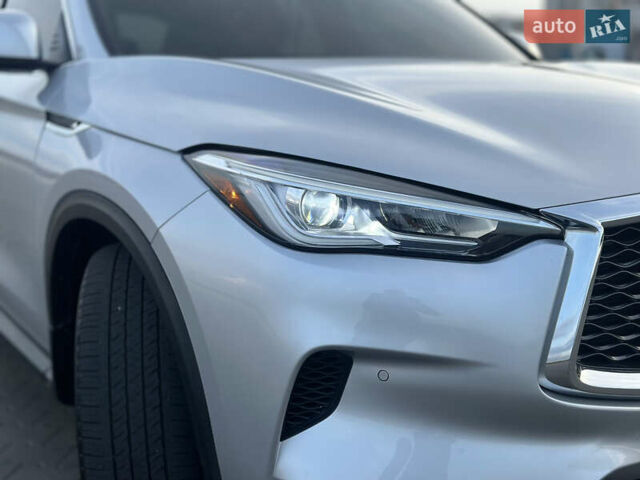 Серый Инфинити QX50, объемом двигателя 2 л и пробегом 67 тыс. км за 22700 $, фото 12 на Automoto.ua