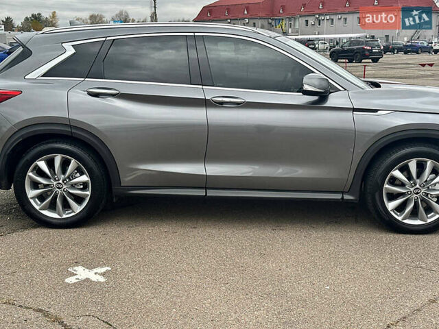 Серый Инфинити QX50, объемом двигателя 2 л и пробегом 177 тыс. км за 17999 $, фото 6 на Automoto.ua