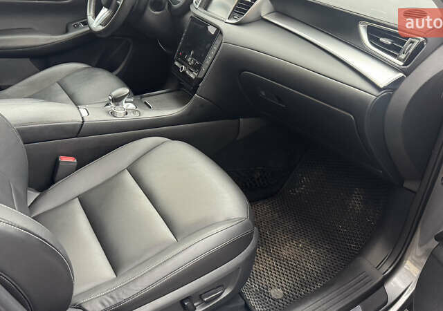 Серый Инфинити QX50, объемом двигателя 2 л и пробегом 80 тыс. км за 18500 $, фото 9 на Automoto.ua