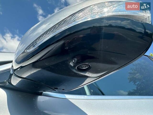 Сірий Інфініті QX50, об'ємом двигуна 2 л та пробігом 52 тис. км за 23000 $, фото 13 на Automoto.ua