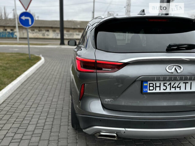 Сірий Інфініті QX50, об'ємом двигуна 1.99 л та пробігом 81 тис. км за 24900 $, фото 2 на Automoto.ua