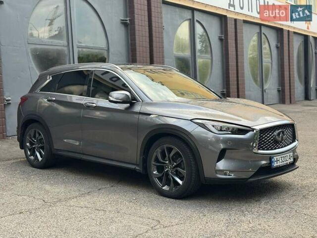 Серый Инфинити QX50, объемом двигателя 2 л и пробегом 113 тыс. км за 26000 $, фото 4 на Automoto.ua