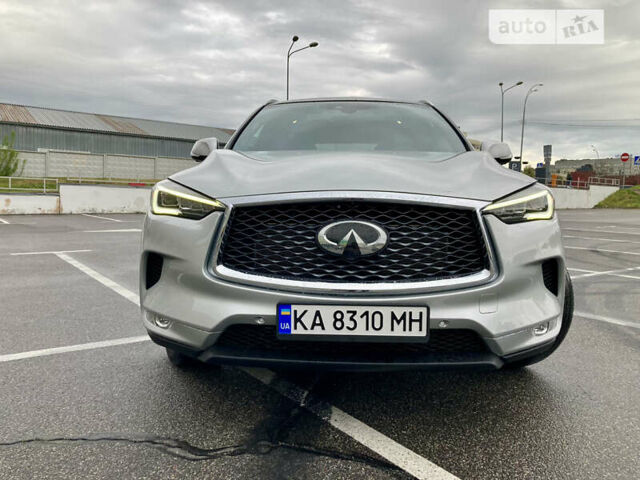 Сірий Інфініті QX50, об'ємом двигуна 2 л та пробігом 72 тис. км за 28200 $, фото 1 на Automoto.ua