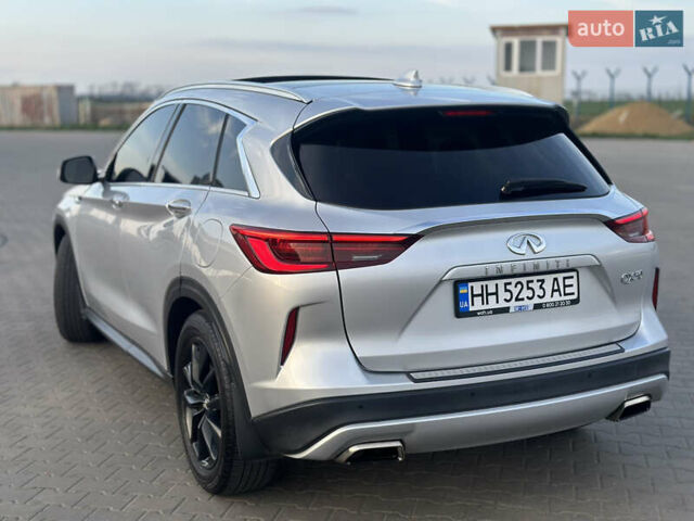 Серый Инфинити QX50, объемом двигателя 2 л и пробегом 67 тыс. км за 22700 $, фото 5 на Automoto.ua