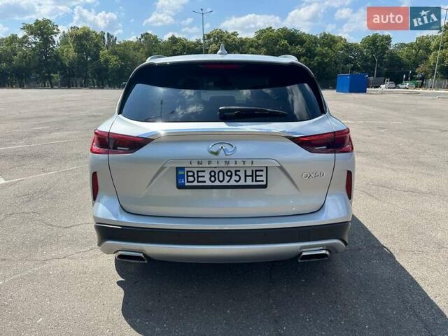 Сірий Інфініті QX50, об'ємом двигуна 2 л та пробігом 52 тис. км за 23000 $, фото 5 на Automoto.ua