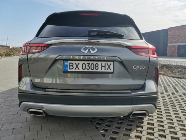 Сірий Інфініті QX50, об'ємом двигуна 2 л та пробігом 69 тис. км за 27900 $, фото 14 на Automoto.ua