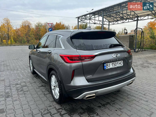 Серый Инфинити QX50, объемом двигателя 2 л и пробегом 80 тыс. км за 19900 $, фото 6 на Automoto.ua
