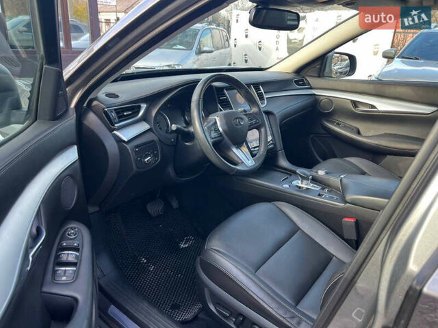 Серый Инфинити QX50, объемом двигателя 2 л и пробегом 80 тыс. км за 19500 $, фото 14 на Automoto.ua