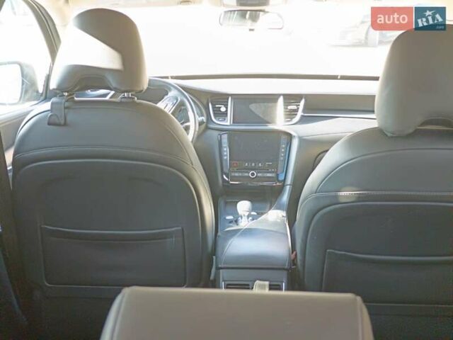 Серый Инфинити QX50, объемом двигателя 2 л и пробегом 122 тыс. км за 19500 $, фото 19 на Automoto.ua