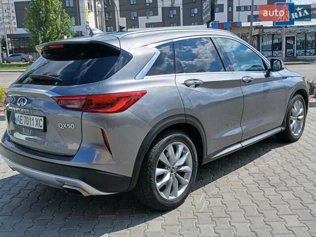 Серый Инфинити QX50, объемом двигателя 2 л и пробегом 71 тыс. км за 19900 $, фото 13 на Automoto.ua