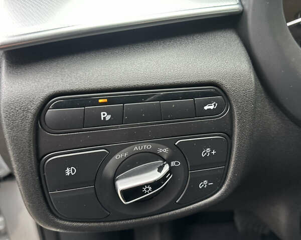 Серый Инфинити QX50, объемом двигателя 1.99 л и пробегом 98 тыс. км за 20700 $, фото 15 на Automoto.ua