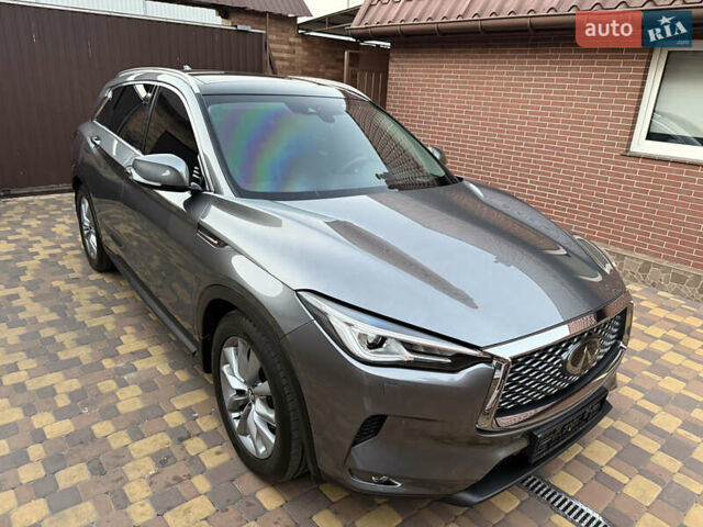 Сірий Інфініті QX50, об'ємом двигуна 2 л та пробігом 51 тис. км за 35999 $, фото 43 на Automoto.ua