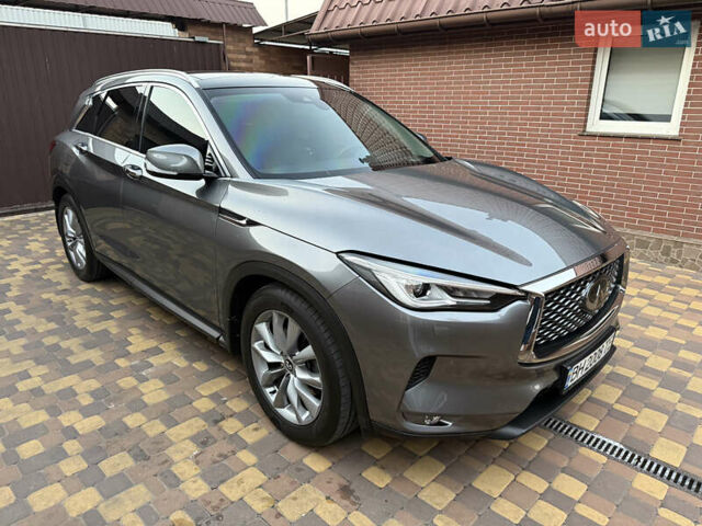 Сірий Інфініті QX50, об'ємом двигуна 2 л та пробігом 51 тис. км за 35999 $, фото 47 на Automoto.ua