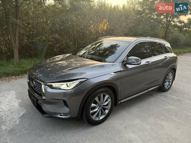 Сірий Інфініті QX50, об'ємом двигуна 2 л та пробігом 51 тис. км за 35999 $, фото 12 на Automoto.ua