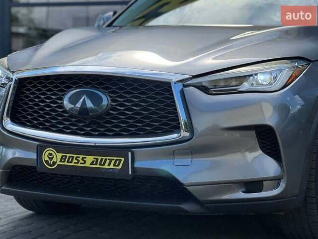 Сірий Інфініті QX50, об'ємом двигуна 2 л та пробігом 96 тис. км за 23500 $, фото 7 на Automoto.ua