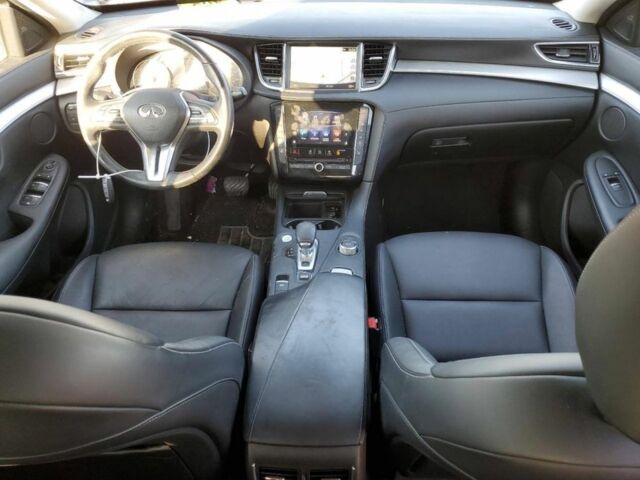 Сірий Інфініті QX50, об'ємом двигуна 2 л та пробігом 59 тис. км за 14500 $, фото 5 на Automoto.ua