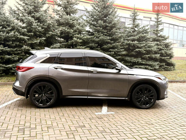 Серый Инфинити QX50, объемом двигателя 2 л и пробегом 154 тыс. км за 19300 $, фото 22 на Automoto.ua