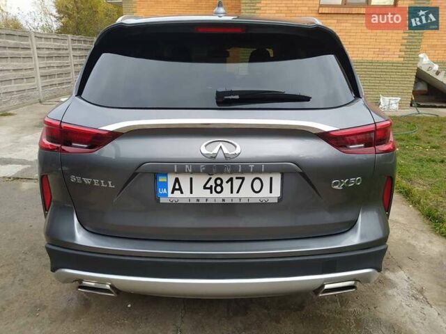 Сірий Інфініті QX50, об'ємом двигуна 2 л та пробігом 51 тис. км за 29000 $, фото 5 на Automoto.ua