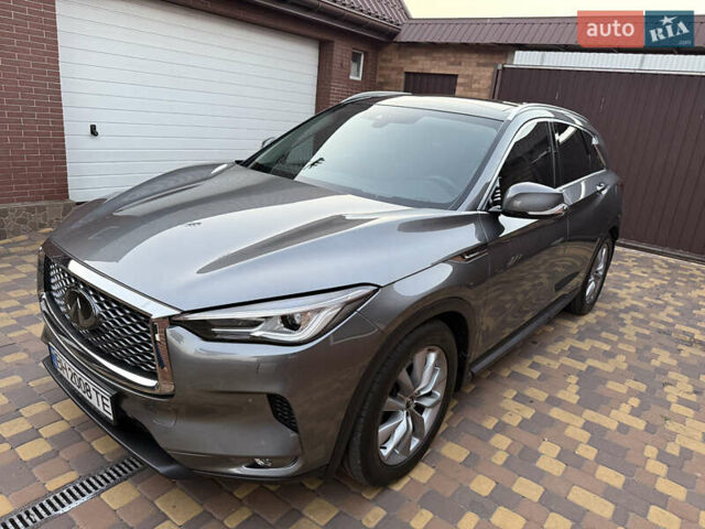 Сірий Інфініті QX50, об'ємом двигуна 2 л та пробігом 51 тис. км за 35999 $, фото 46 на Automoto.ua