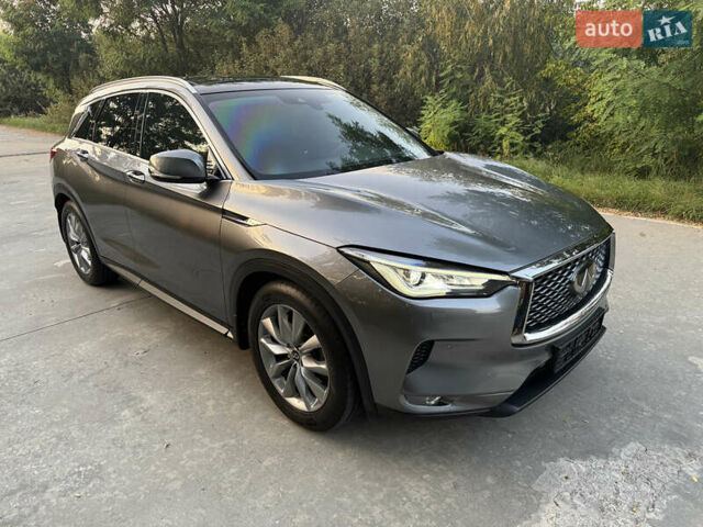 Сірий Інфініті QX50, об'ємом двигуна 2 л та пробігом 51 тис. км за 35999 $, фото 13 на Automoto.ua