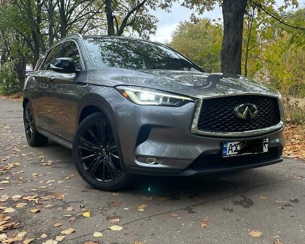 Сірий Інфініті QX50, об'ємом двигуна 2 л та пробігом 153 тис. км за 21000 $, фото 2 на Automoto.ua