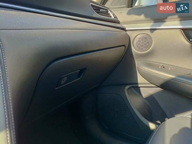 Серый Инфинити QX50, объемом двигателя 2 л и пробегом 122 тыс. км за 19500 $, фото 29 на Automoto.ua