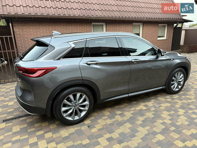 Сірий Інфініті QX50, об'ємом двигуна 2 л та пробігом 51 тис. км за 35999 $, фото 36 на Automoto.ua
