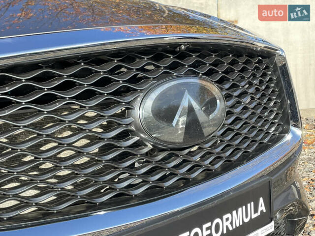 Серый Инфинити QX50, объемом двигателя 2 л и пробегом 110 тыс. км за 21990 $, фото 3 на Automoto.ua