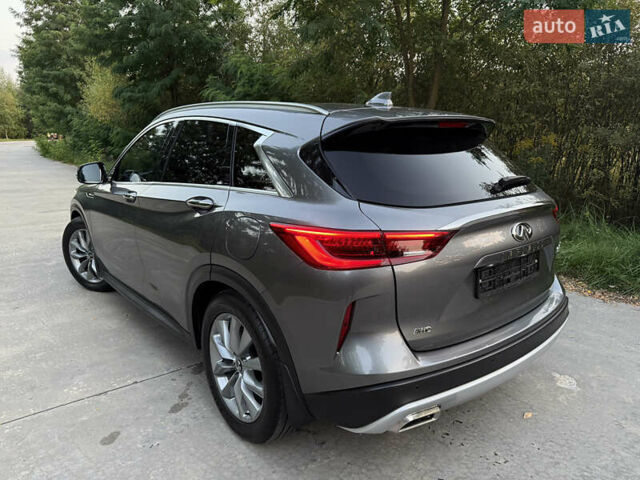 Сірий Інфініті QX50, об'ємом двигуна 2 л та пробігом 51 тис. км за 35999 $, фото 98 на Automoto.ua