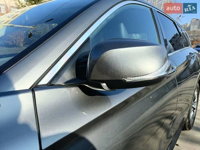 Серый Инфинити QX50, объемом двигателя 2 л и пробегом 122 тыс. км за 19500 $, фото 8 на Automoto.ua