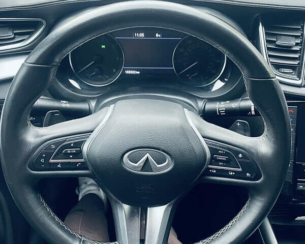 Сірий Інфініті QX50, об'ємом двигуна 2 л та пробігом 153 тис. км за 21000 $, фото 18 на Automoto.ua