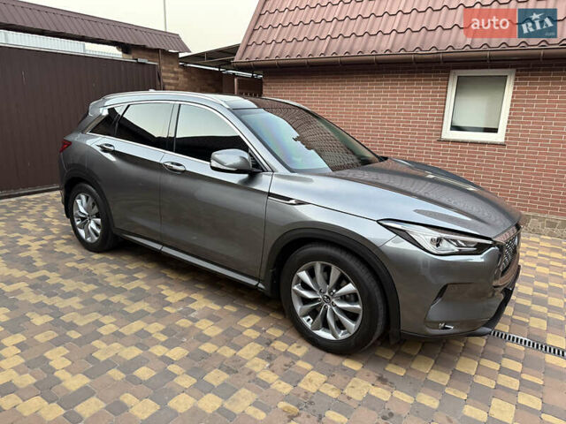 Сірий Інфініті QX50, об'ємом двигуна 2 л та пробігом 51 тис. км за 35999 $, фото 32 на Automoto.ua