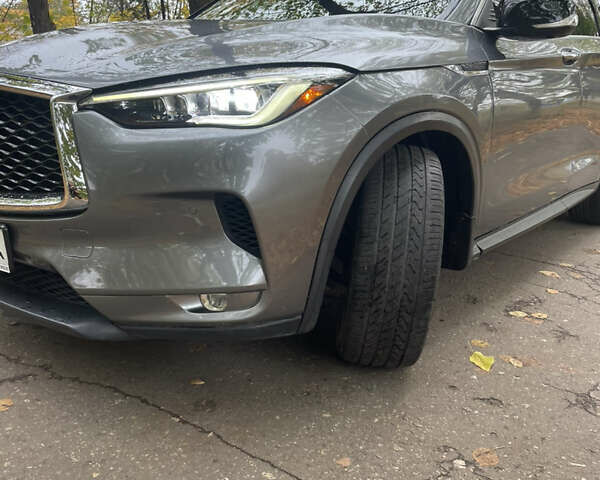 Сірий Інфініті QX50, об'ємом двигуна 2 л та пробігом 153 тис. км за 21000 $, фото 3 на Automoto.ua