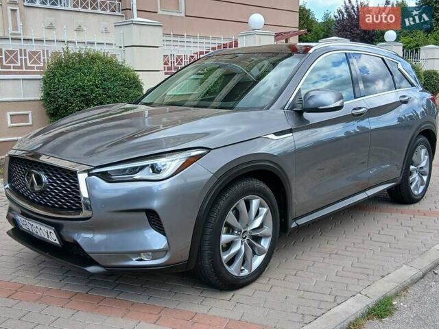Серый Инфинити QX50, объемом двигателя 2 л и пробегом 71 тыс. км за 19900 $, фото 5 на Automoto.ua