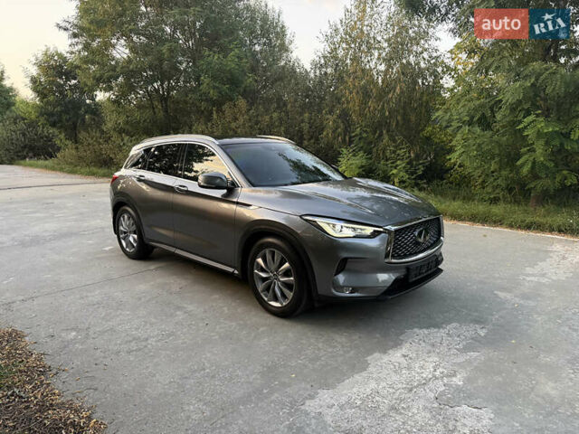 Сірий Інфініті QX50, об'ємом двигуна 2 л та пробігом 51 тис. км за 35999 $, фото 15 на Automoto.ua