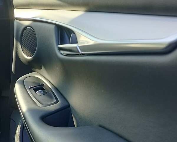 Серый Инфинити QX50, объемом двигателя 2 л и пробегом 122 тыс. км за 19500 $, фото 35 на Automoto.ua