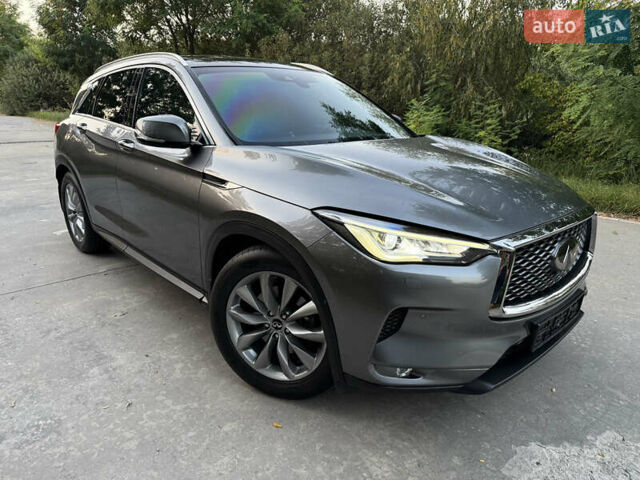 Сірий Інфініті QX50, об'ємом двигуна 2 л та пробігом 51 тис. км за 35999 $, фото 81 на Automoto.ua