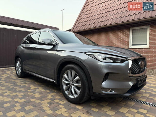 Сірий Інфініті QX50, об'ємом двигуна 2 л та пробігом 51 тис. км за 35999 $, фото 107 на Automoto.ua