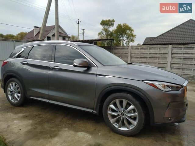 Сірий Інфініті QX50, об'ємом двигуна 2 л та пробігом 51 тис. км за 29000 $, фото 3 на Automoto.ua