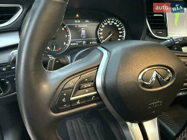 Сірий Інфініті QX50, об'ємом двигуна 2 л та пробігом 51 тис. км за 35999 $, фото 72 на Automoto.ua