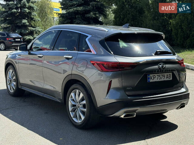 Сірий Інфініті QX50, об'ємом двигуна 2 л та пробігом 66 тис. км за 22500 $, фото 5 на Automoto.ua