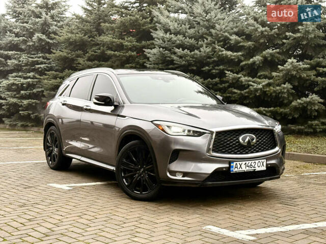 Серый Инфинити QX50, объемом двигателя 2 л и пробегом 154 тыс. км за 19300 $, фото 7 на Automoto.ua