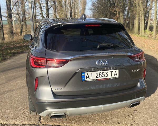 Серый Инфинити QX50, объемом двигателя 2 л и пробегом 120 тыс. км за 21500 $, фото 3 на Automoto.ua