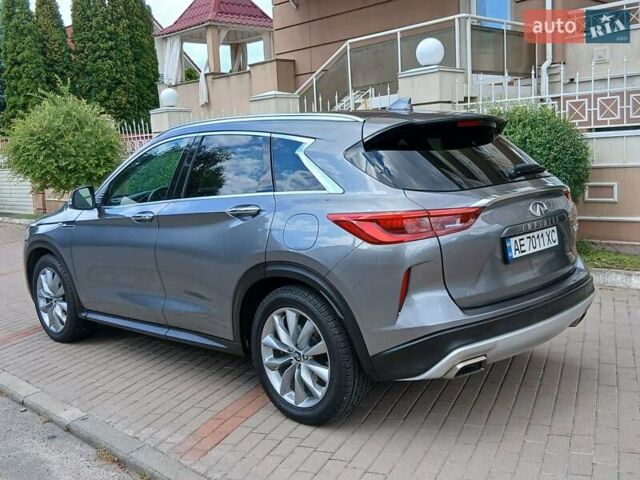 Серый Инфинити QX50, объемом двигателя 2 л и пробегом 71 тыс. км за 19900 $, фото 7 на Automoto.ua