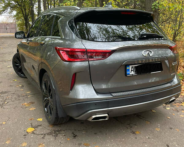 Сірий Інфініті QX50, об'ємом двигуна 2 л та пробігом 153 тис. км за 21000 $, фото 5 на Automoto.ua