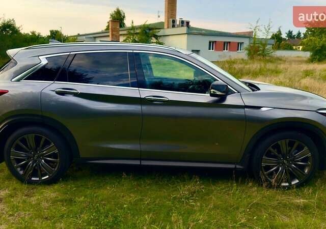 Серый Инфинити QX50, объемом двигателя 2 л и пробегом 45 тыс. км за 29000 $, фото 4 на Automoto.ua