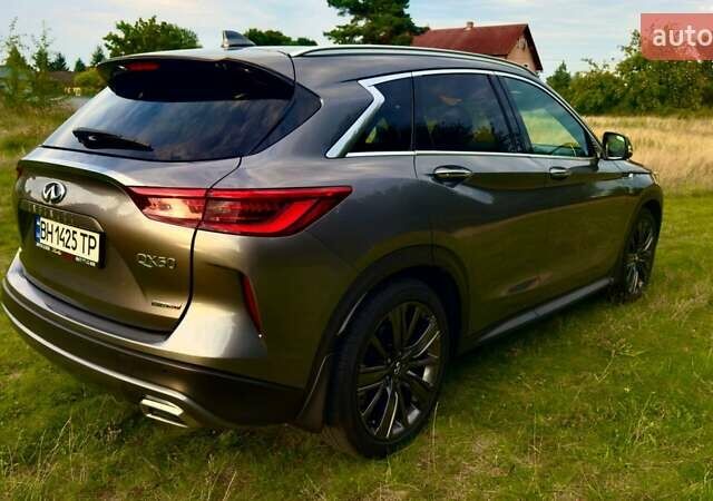Серый Инфинити QX50, объемом двигателя 2 л и пробегом 45 тыс. км за 29000 $, фото 2 на Automoto.ua